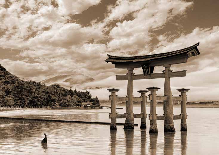 3AP6284 -  Pangea Images - Itsukushima Shrine, Hiroshima, Japan (BW)